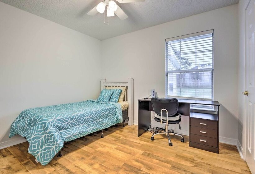 Ocean Springs Home W/ Sunroom ~ 5 Mi To Beach