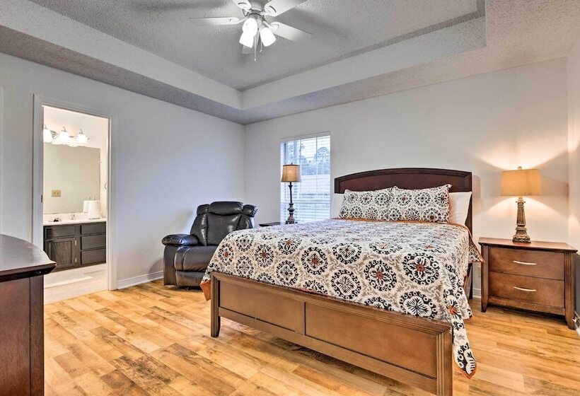 Ocean Springs Home W/ Sunroom ~ 5 Mi To Beach