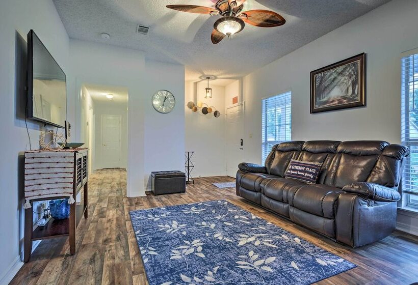 Ocean Springs Home W/ Sunroom ~ 5 Mi To Beach