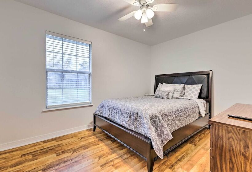 Ocean Springs Home W/ Sunroom ~ 5 Mi To Beach