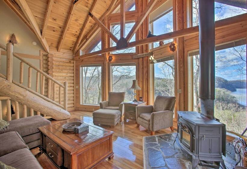 Petfriendly Highway Log Cabin W/ Lake View!