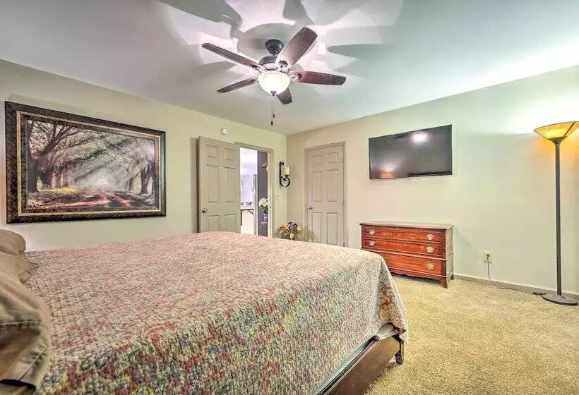 Pisgah Forest Farm Home: Outdoor Pool & Games