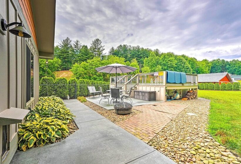 Pisgah Forest Farm Home: Outdoor Pool & Games