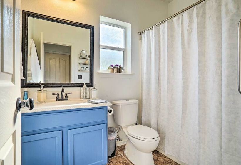 Quaint Santa Teresa Retreat Near The Border