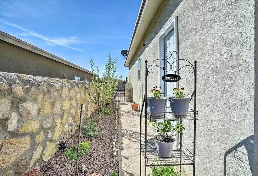 Quaint Santa Teresa Retreat Near The Border