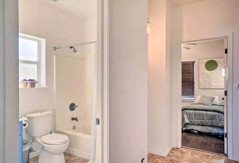 Quaint Santa Teresa Retreat Near The Border