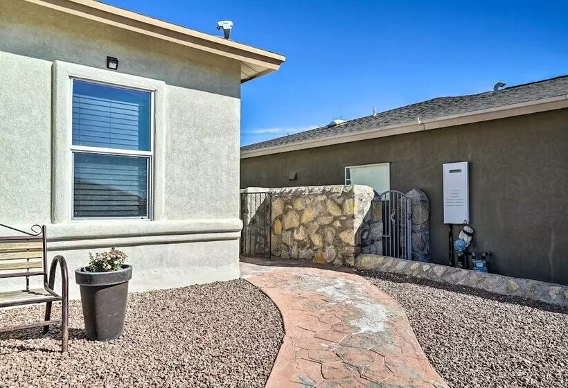 Quaint Santa Teresa Retreat Near The Border