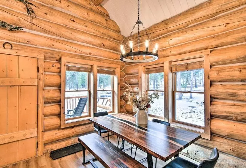Remodeled Fairplay Log Cabin W/ Sauna + Loft!