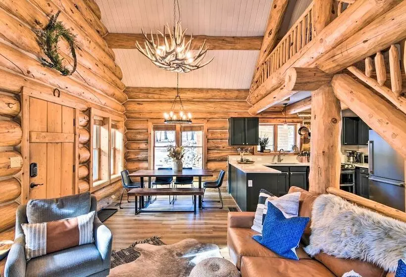 Remodeled Fairplay Log Cabin W/ Sauna + Loft!