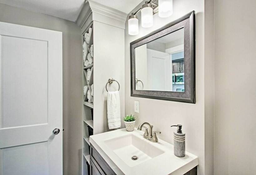 Renovated Home W/direct Access To Snowmobile Trail