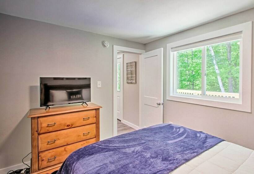 Renovated Home W/direct Access To Snowmobile Trail