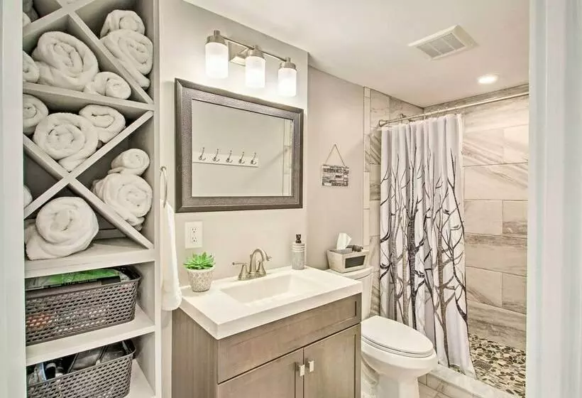 Renovated Home W/direct Access To Snowmobile Trail