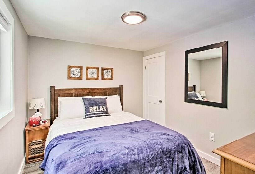 Renovated Home W/direct Access To Snowmobile Trail