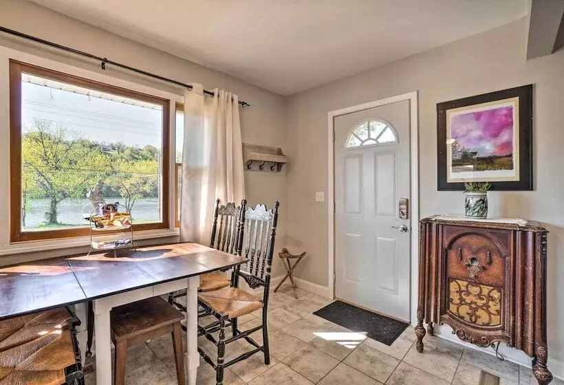 Rockaway Beach House W/ Fire Pit & River View!