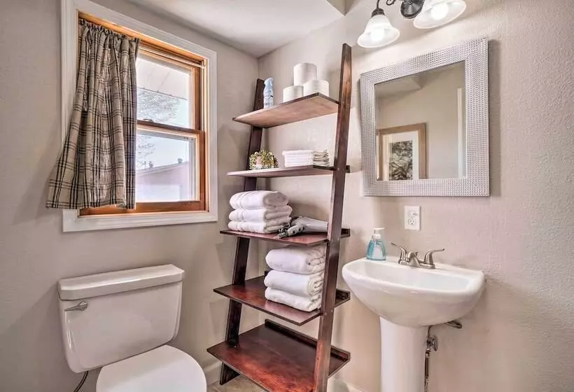 Rockaway Beach House W/ Fire Pit & River View!