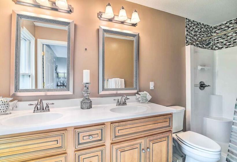 Secluded Retreat On 2 Acres Near Dale Hollow Lake!