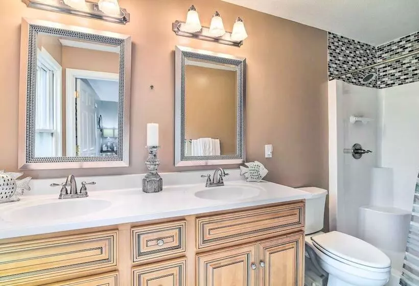 Secluded Retreat On 2 Acres Near Dale Hollow Lake!