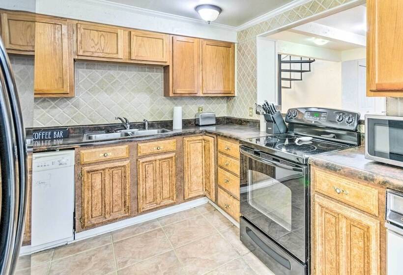 Spacious Little Rock Home W/ Yard & Game Room