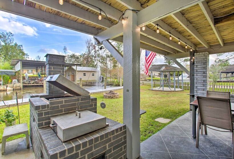 Springfield Riverfront Cabin W/ Boat Dock!