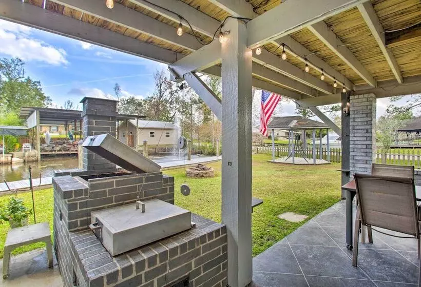 Springfield Riverfront Cabin W/ Boat Dock!