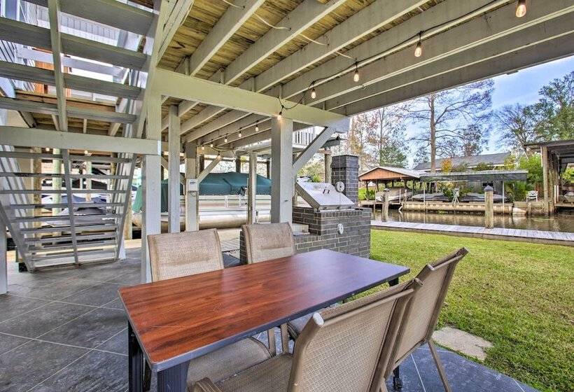 Springfield Riverfront Cabin W/ Boat Dock!