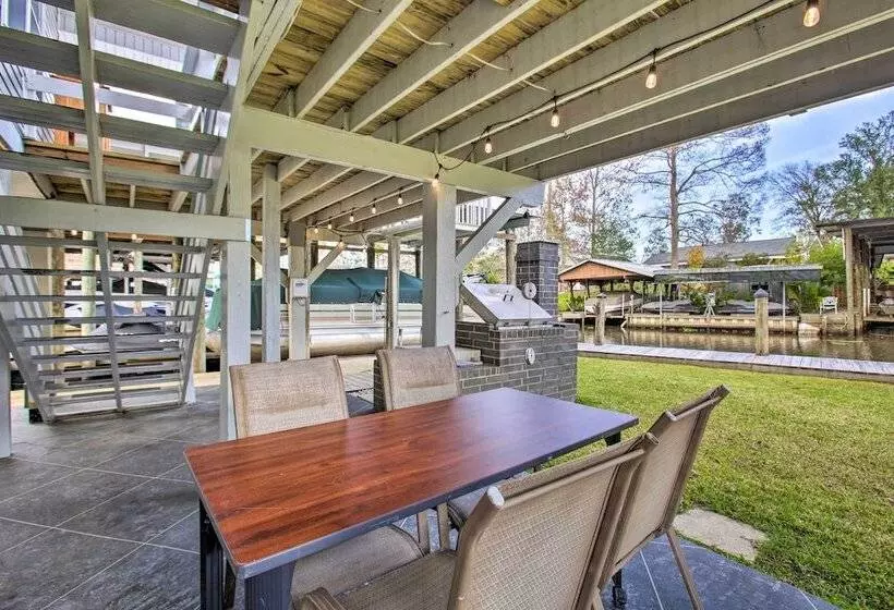 Springfield Riverfront Cabin W/ Boat Dock!