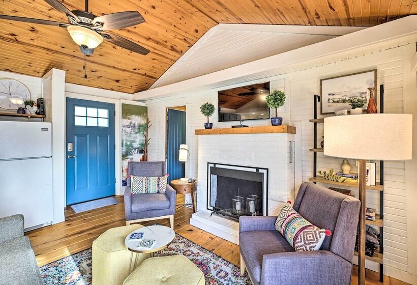 Sunny Hill Cottage Dry Ridge Escape W/ Deck!