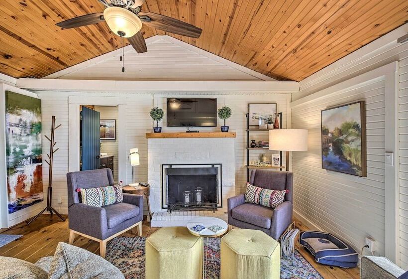 Sunny Hill Cottage Dry Ridge Escape W/ Deck!