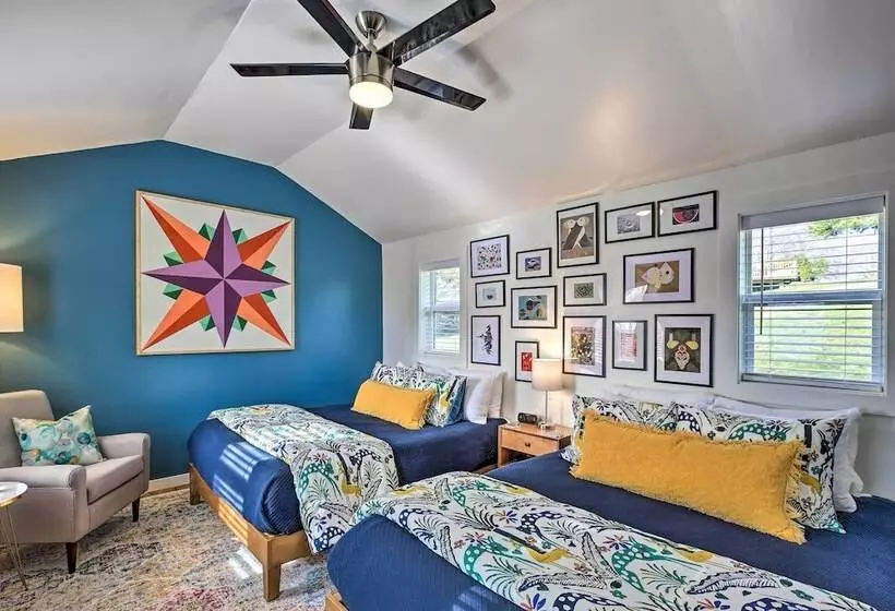 Sunny Hill Cottage Dry Ridge Escape W/ Deck!
