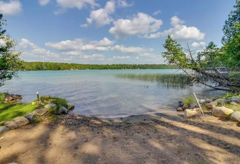 Thunder Lake Escape + Boat Dock!