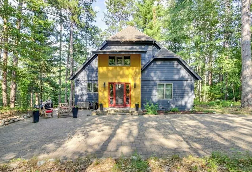 Thunder Lake Escape + Boat Dock!