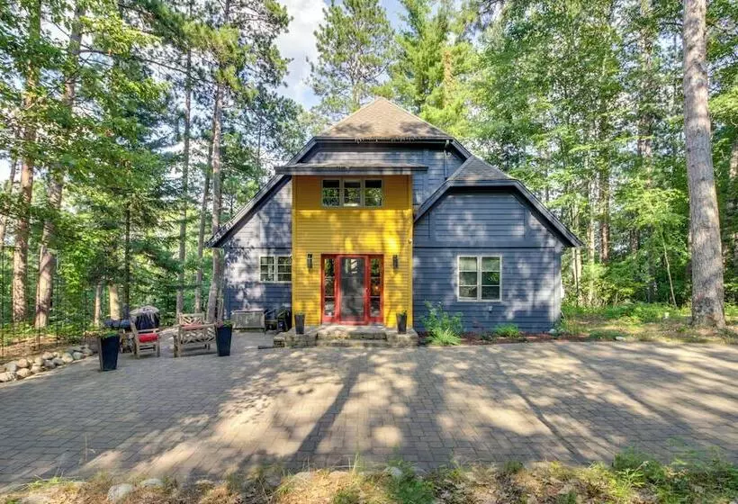 Thunder Lake Escape + Boat Dock!