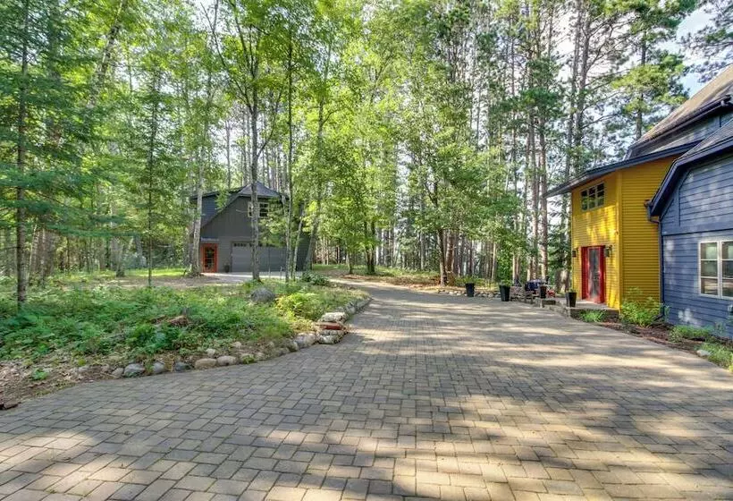 Thunder Lake Escape + Boat Dock!