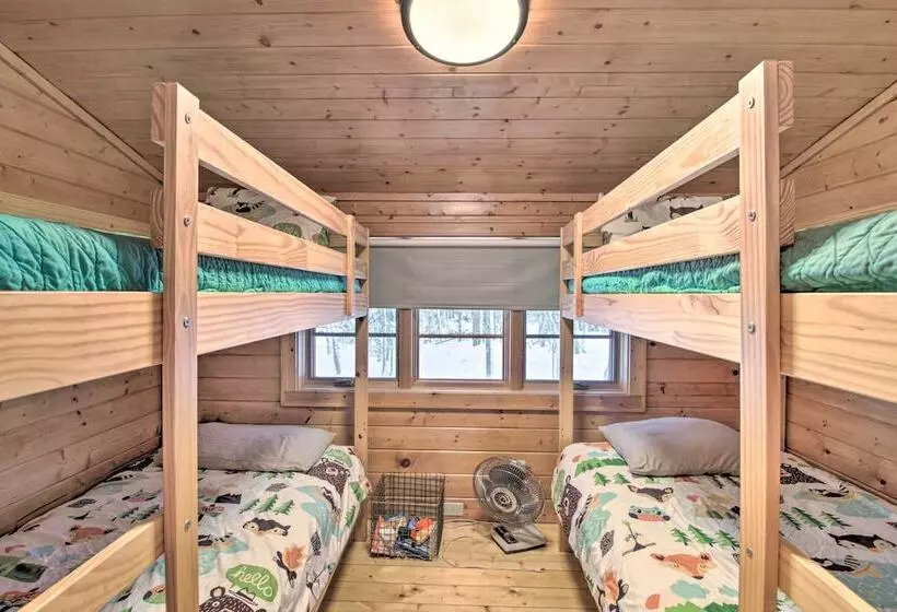 Thunder Lake Escape + Boat Dock!