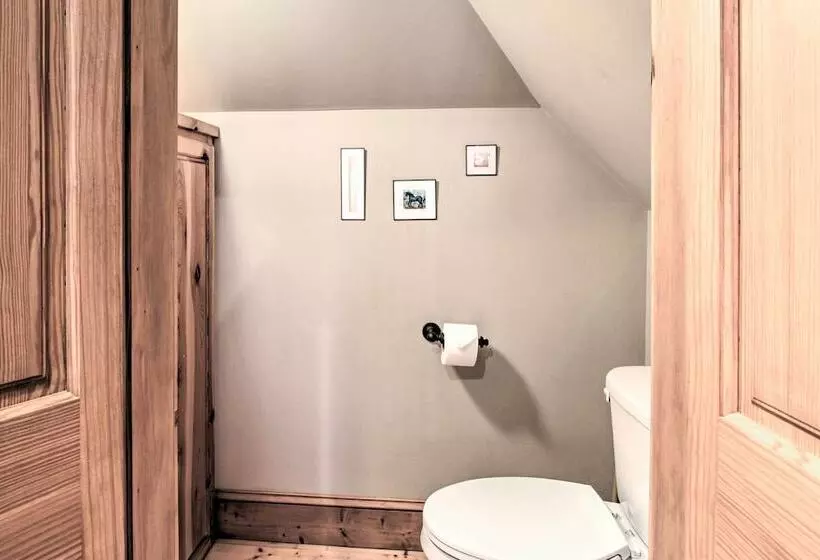 Thunder Lake Escape + Boat Dock!