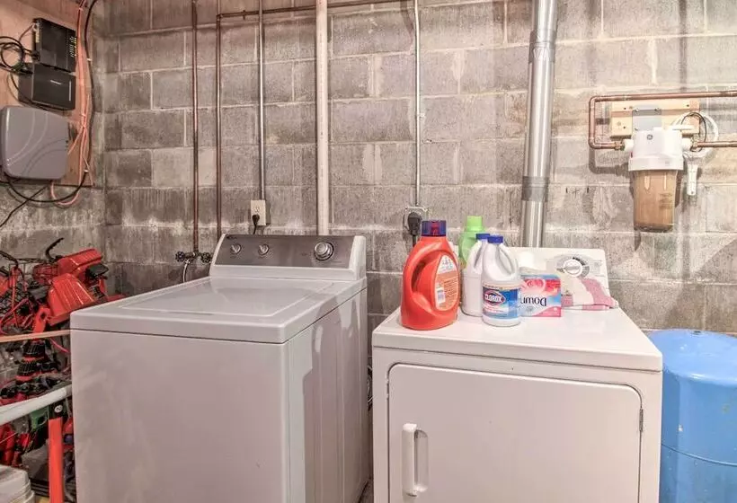 Thunder Lake Escape + Boat Dock!