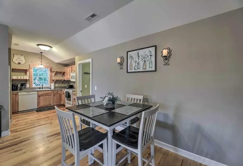 Pristine Cottage W/ Access To The Trent River