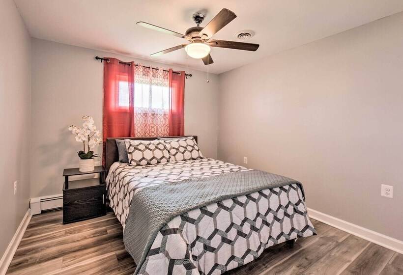 Updated Home W/ Pool Table ~ 4 Mi To Hershey!