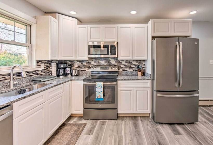 Updated Home W/ Pool Table ~ 4 Mi To Hershey!