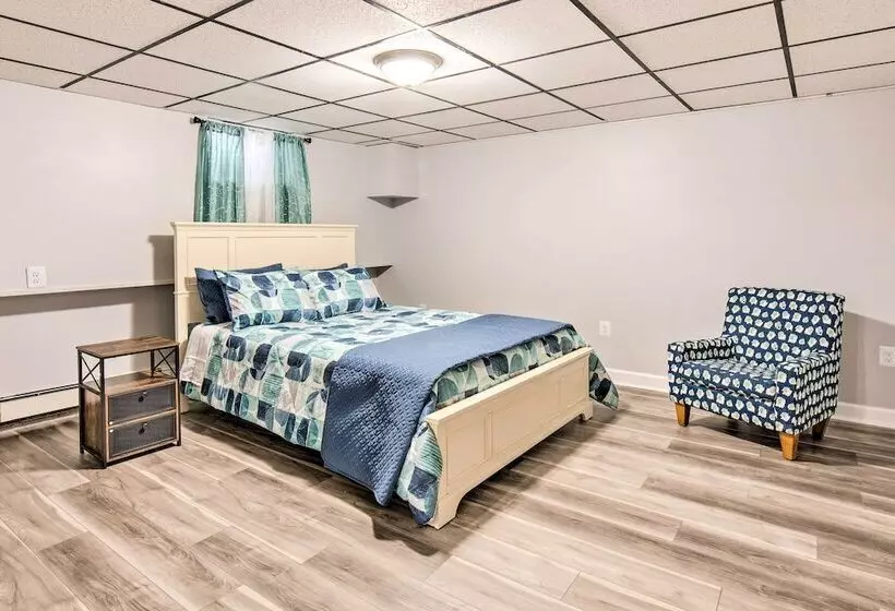 Updated Home W/ Pool Table ~ 4 Mi To Hershey!