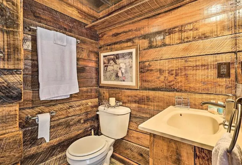 Victoria Farms  Vinemont Vacation Rental!