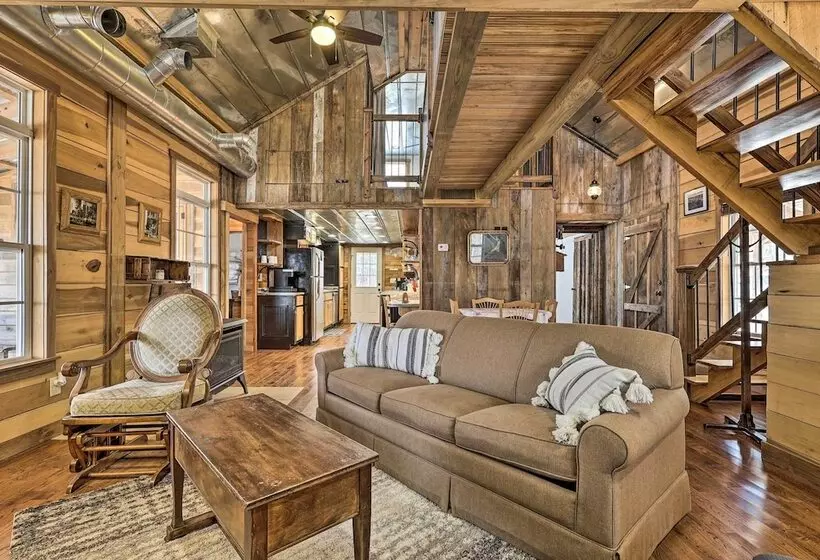 Victoria Farms  Vinemont Vacation Rental!