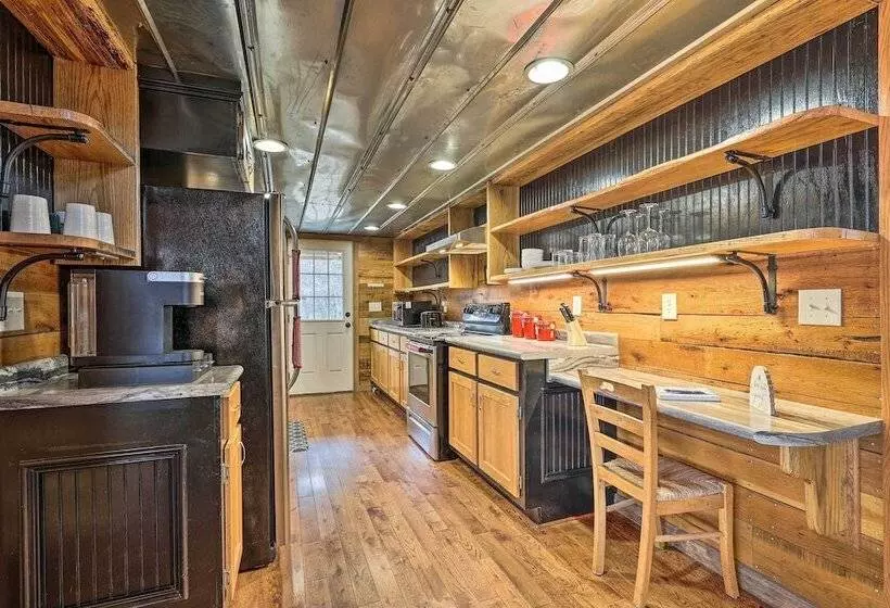 Victoria Farms  Vinemont Vacation Rental!