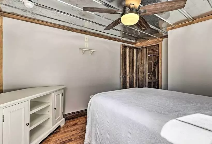 Victoria Farms  Vinemont Vacation Rental!