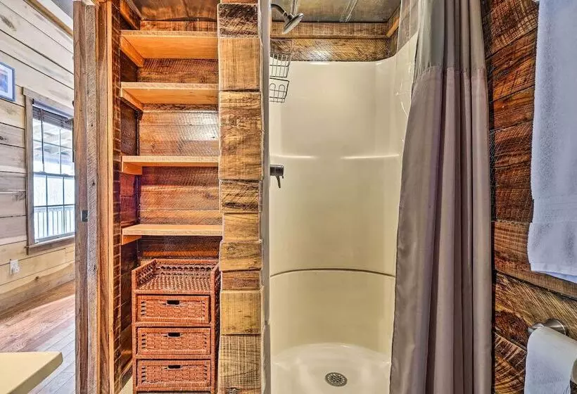 Victoria Farms  Vinemont Vacation Rental!