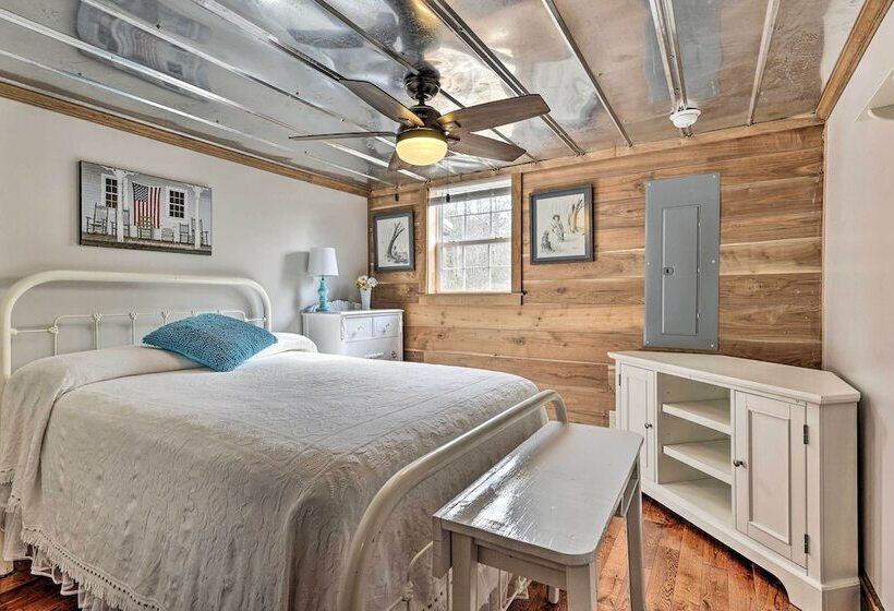 Victoria Farms Vinemont Vacation Rental!