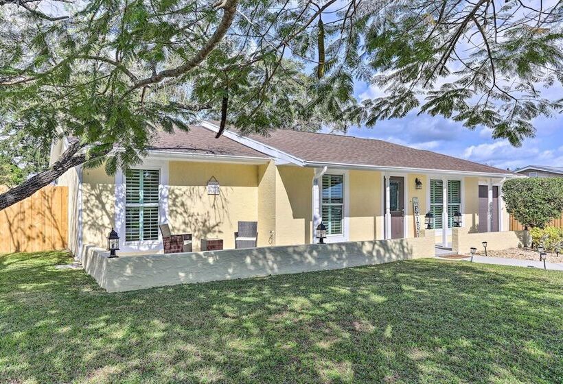 Bright Port St Lucie Home W/ Private Pool!