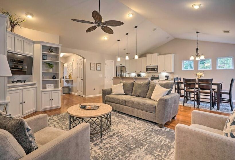 Bright Summerville Abode ~ 9 Mi To Water Park