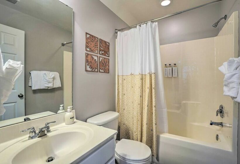 Bright Summerville Abode ~ 9 Mi To Water Park