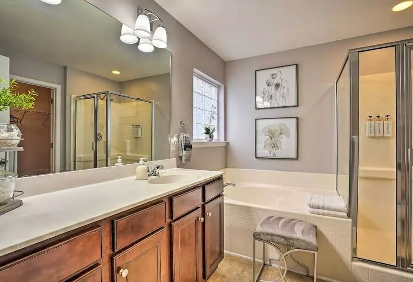 Bright Summerville Abode ~ 9 Mi To Water Park